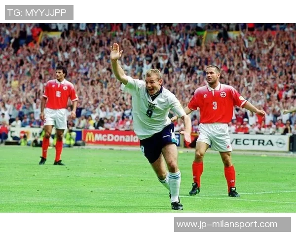 阿兰希勒重返足球舞台天下足球精彩回顾与未来展望